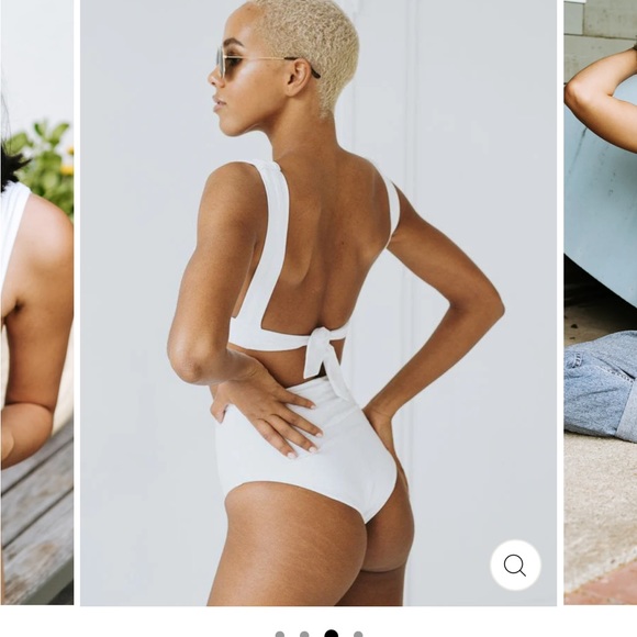 Londre Bikini white. 2 pieces. Size Small. - Picture 3 of 7